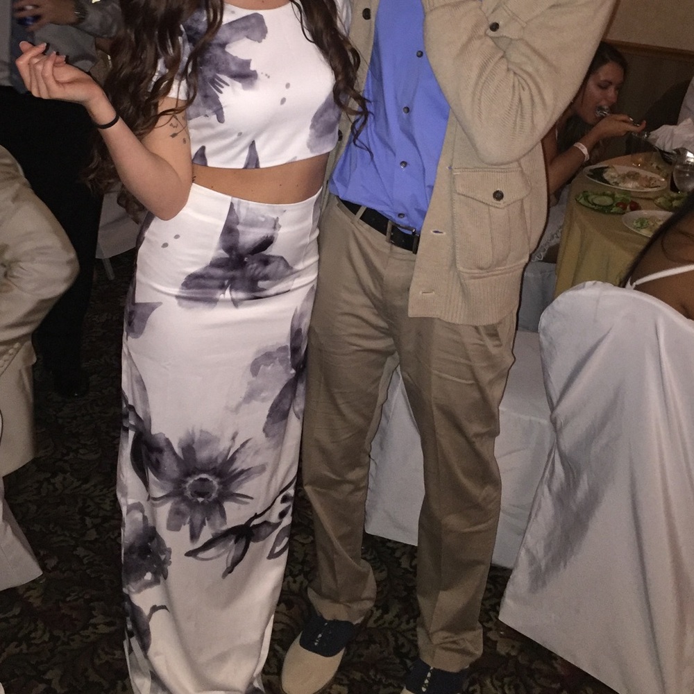 Lulus two piece dress - Picture 3 of 3